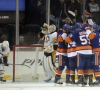 Les Islanders se paient le champion en titre