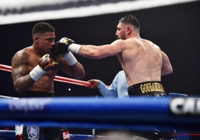 Victoire expéditive pour Ryad Merhy ! 