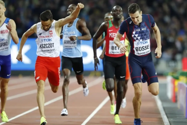 Le Français Pierre-Ambroise Bosse champion du monde du 800 m