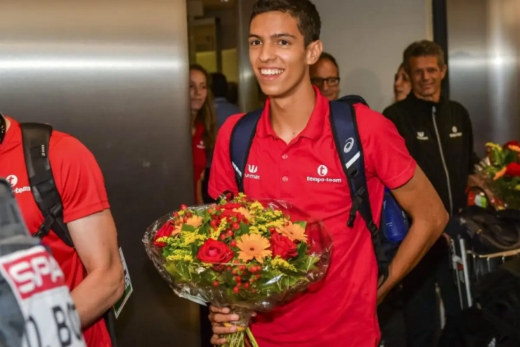 Sacoor a opté pour l'université du Tennesse à Knoxville pour une raison particulière: "Je voulais vraiment collaborer avec lui"