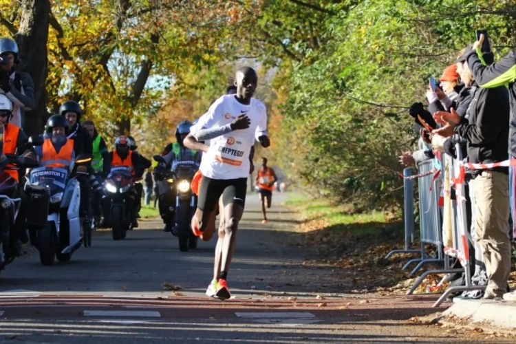 Pour la première fois de son histoire, l'Ouganda compte un champion du monde de cross-country