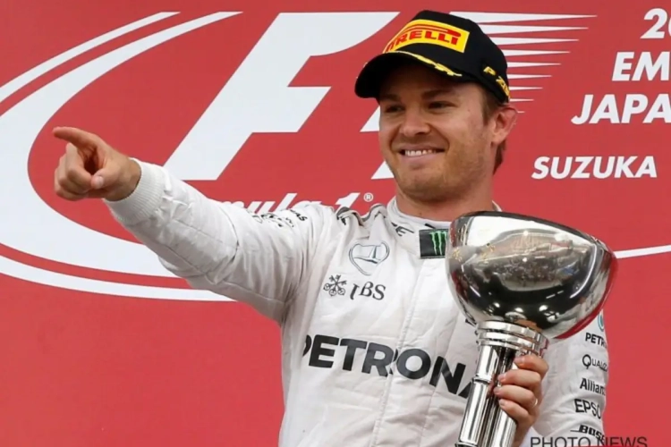 Nico Rosberg ne "veut pas encore penser au titre"