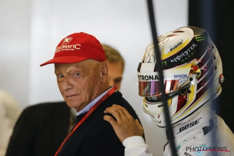 Le triple champion du monde Niki Lauda est hospitalisé