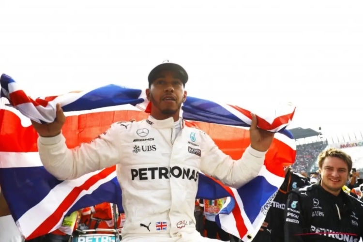 Nouvelle victoire pour Lewis Hamilton, Vandoorne contraint à l'abandon