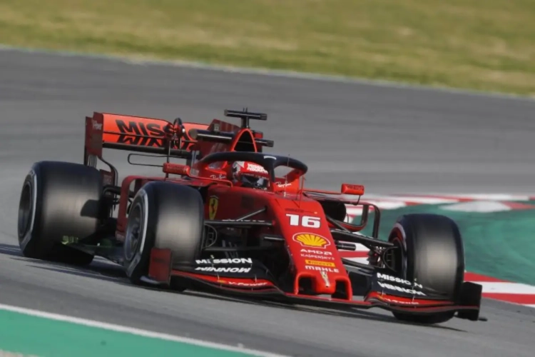 Ferrari prend les devants après les deux premières séances d'essais libres au Grand Prix du Bahreïn