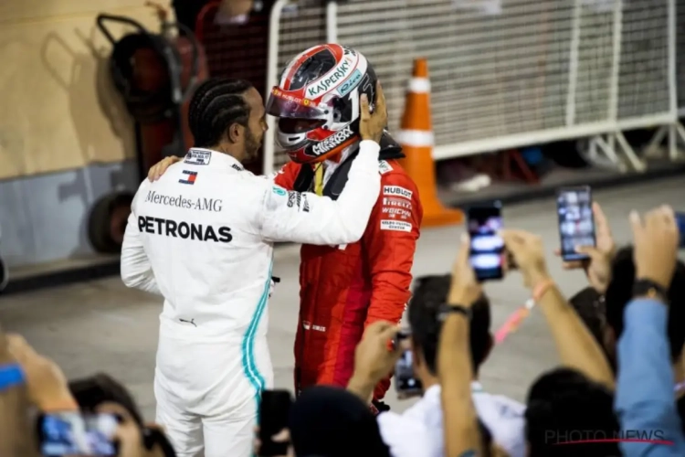 🎥 Lewis Hamilton console Charles Leclerc avec classe