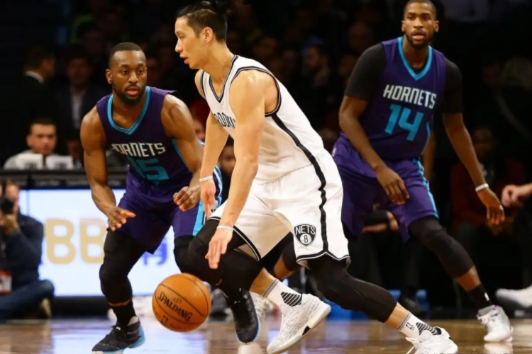 NBA : Jeremy Lin rejoint les Raptors