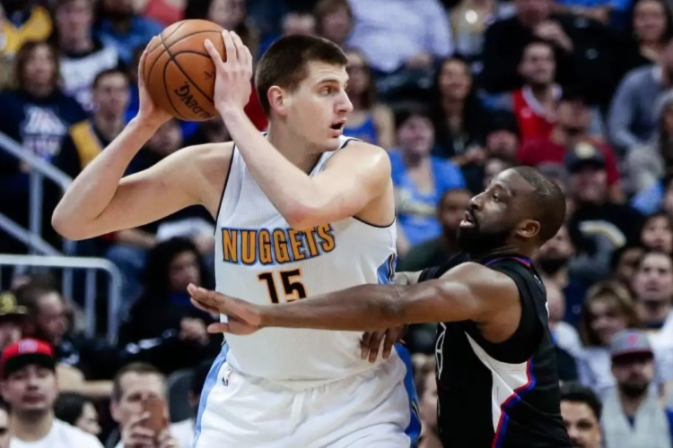 Les Raptors surpris, les Nuggets en force 