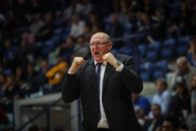 Le Brussel se relance, Mons-Hainaut déçoit à nouveau