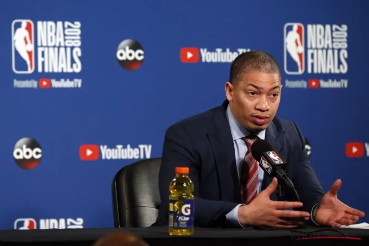 NBA : Tyronn Lue aurait mis fin aux négociations avec les Los Angeles Lakers