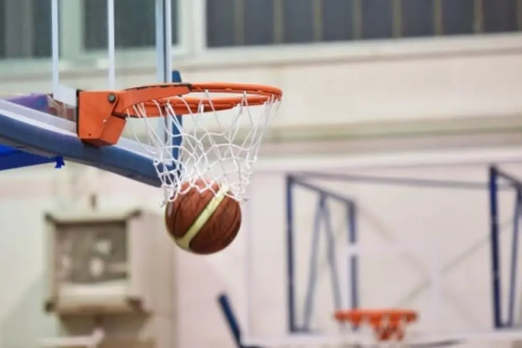 Le Dinamo Sassari remporte la FIBA Europe Cup