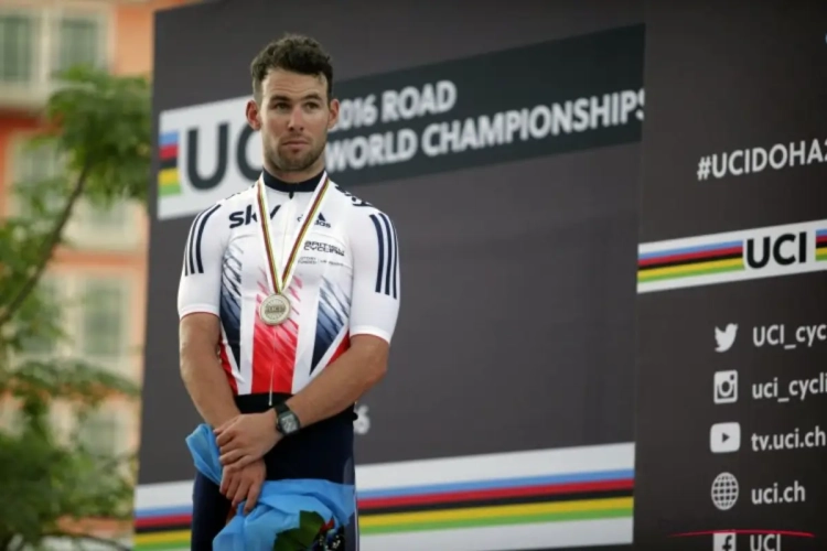 Cavendish revient progressivement