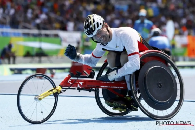 Un Belge bat le record du monde du 100 mètres en chaise roulante