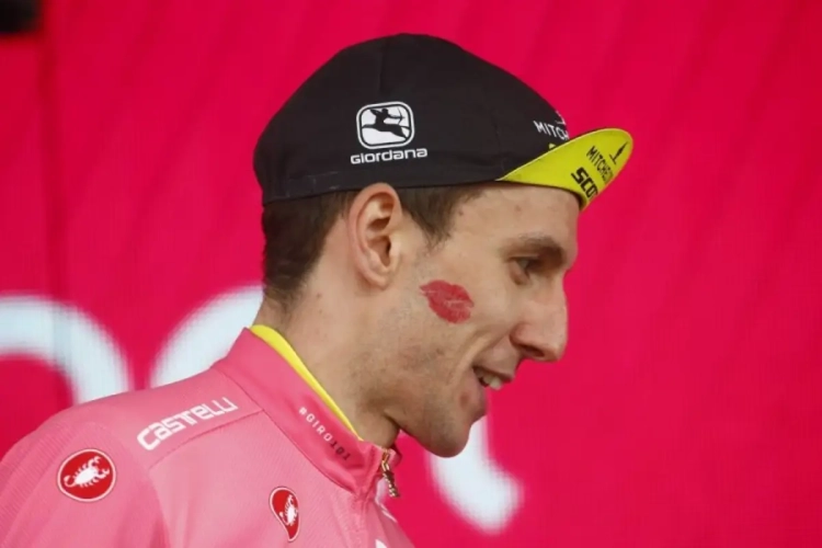 De Dumoulin à Froome, en passant pas les étonnants Mitchelton-Scott: le point sur la lutte au maillot rose