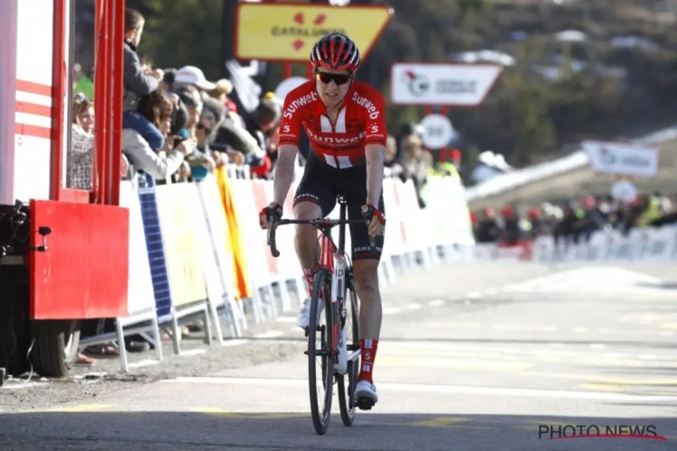 Un grimpeur de l'équipe Sunweb quitte le Tour de France