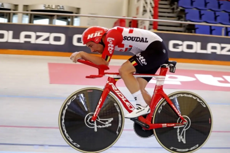Record de l'heure!